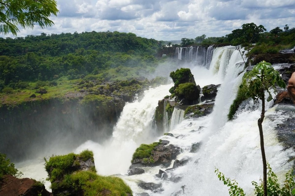 The thunderous roar of the magnificent Iguazú Falls, a wonder of Argentina