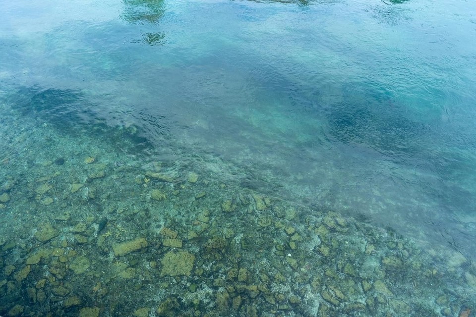 The peaceful expanse of Lake Zurich with ripples in the water reflecting the daylight